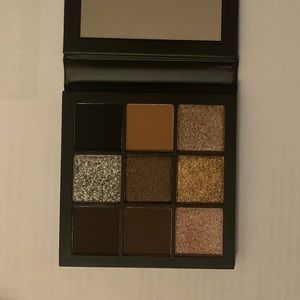 Huda Beauty Smokey Obsessions Palette